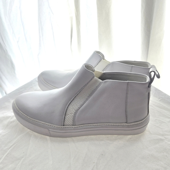 Toms Sneaker Booties NWOB - Picture 3 of 12